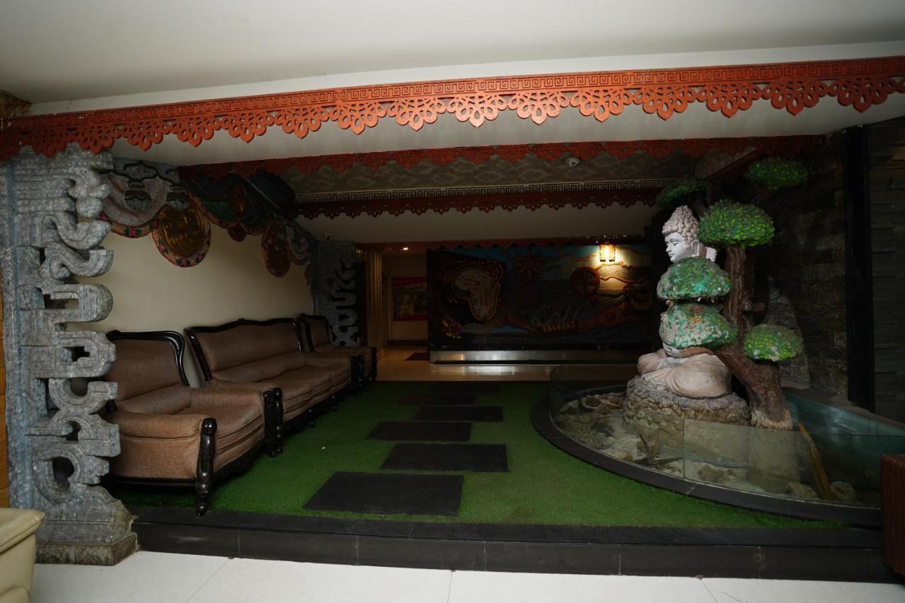 Hotel Sk Riverfront Vidzsajavádá Kültér fotó